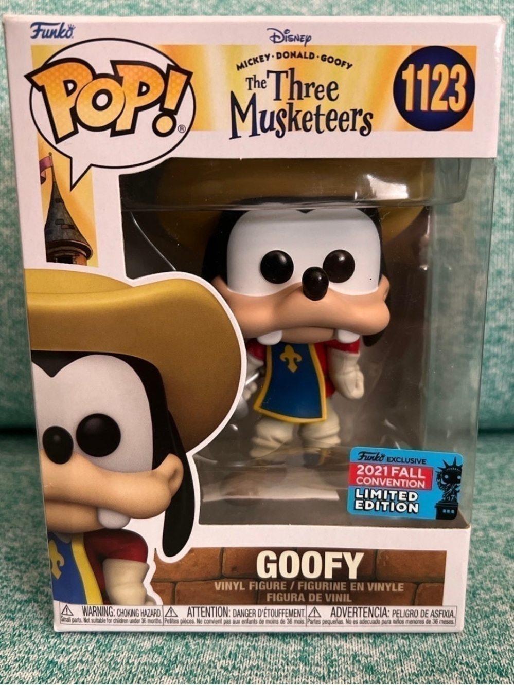 Funko Pop! Goofy The Three Musketeers - Blue & Gold Limited Edition. # 1123